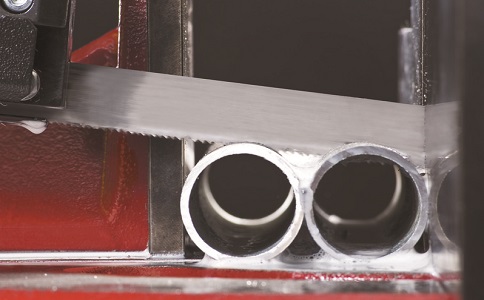 杨浦锯切金属材料时出现卡带锯条原因以及处理方法？